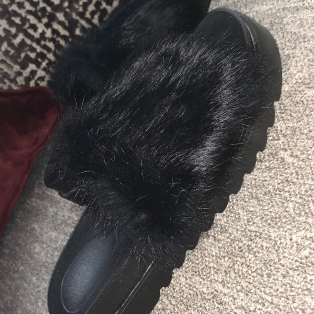 Black fur slides